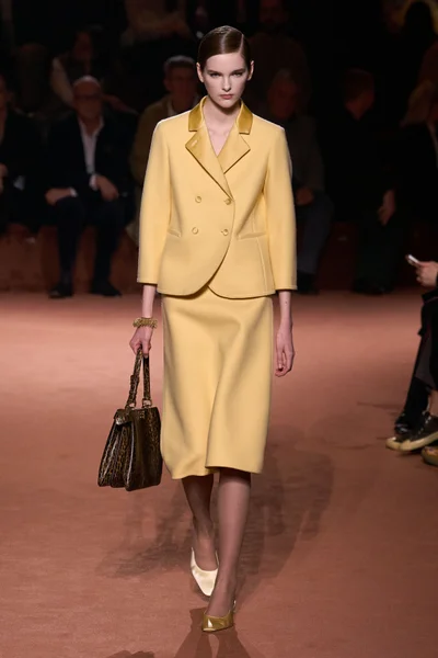 Look 68
